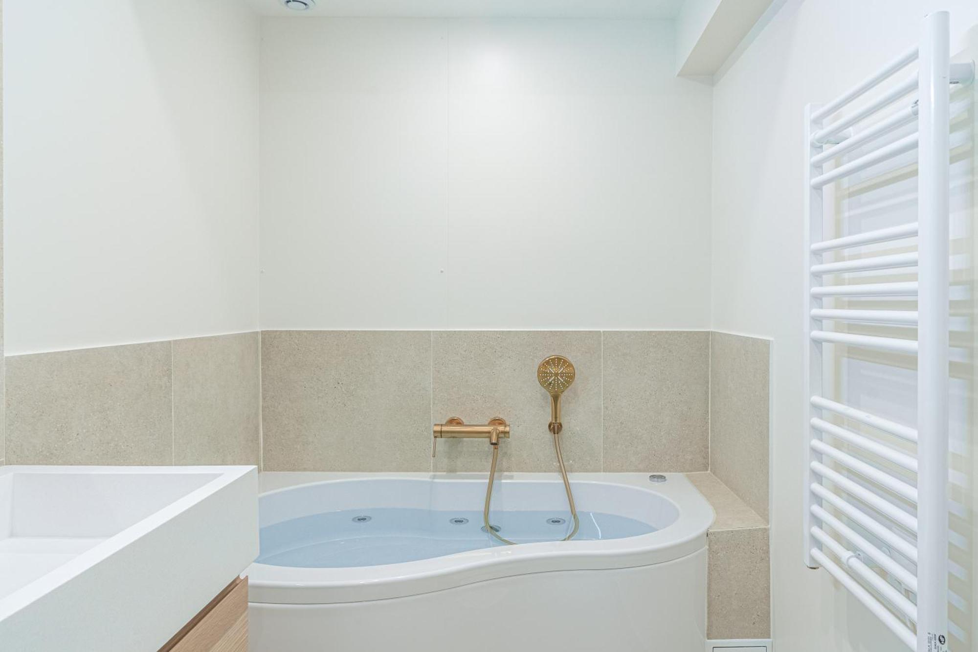 Lavie Maison Ac & Jacuzzi Paris Exterior photo